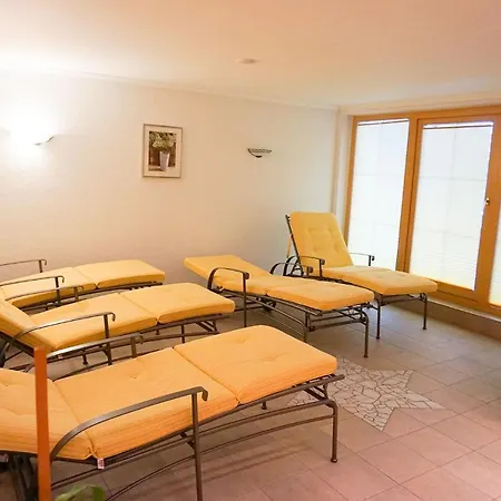 多尔夫阿尔姆酒店